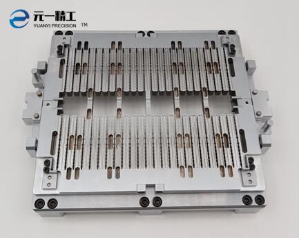 Semiconductor and integrated circuit gate runner mold (lower)